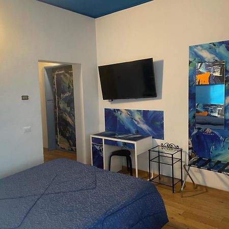 Rooms Of Love Павія Екстер'єр фото