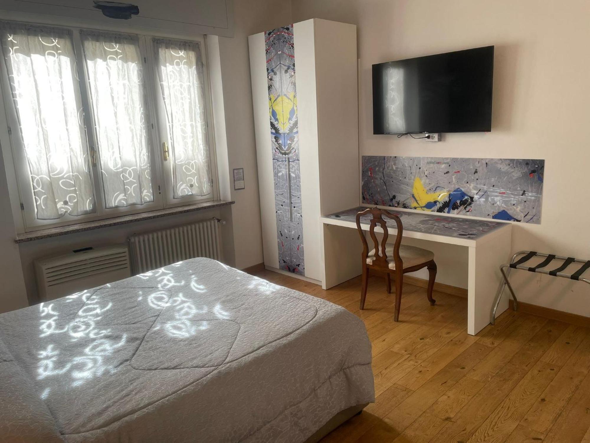 Rooms Of Love Павія Екстер'єр фото